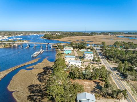 131 River Rd, Carrabelle, FL 32322 photo 5