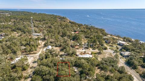 606 SE 6th St, Carrabelle, FL 32322 photo 3