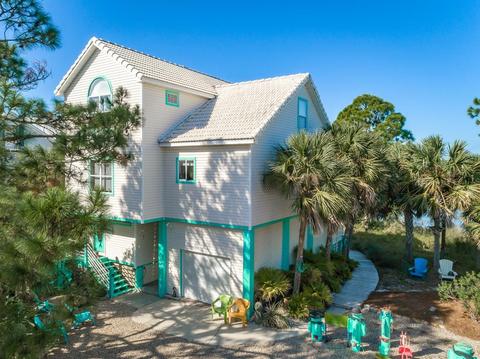 304 Marks St, Saint George Island, FL 32328
