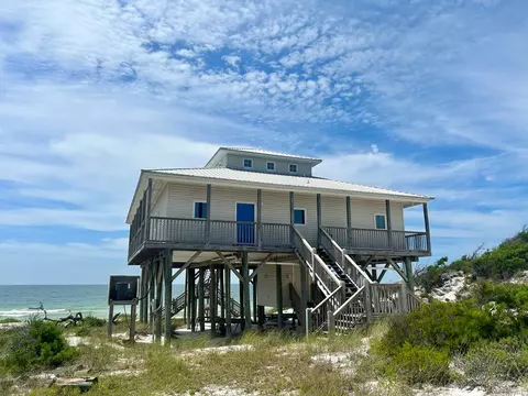 798 Gulf Shore Dr #1, Carrabelle, FL 32322