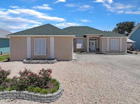 713 Gulf Aire Dr, Port St. Joe, FL 32456