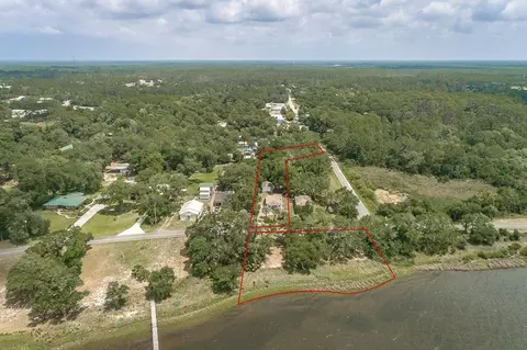 1208 Cr 30, Carrabelle, FL 32322 photo 5
