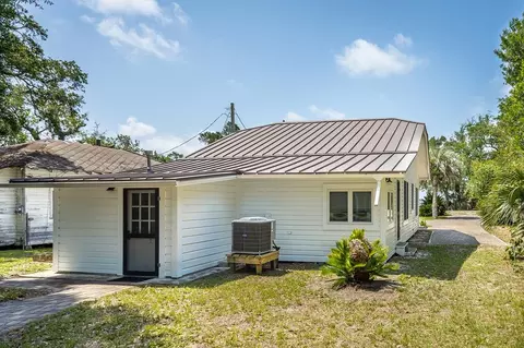 1208 Cr 30, Carrabelle, FL 32322 photo 32