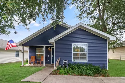 135 Pridgeon Ln, Wewahitchka, FL 32465