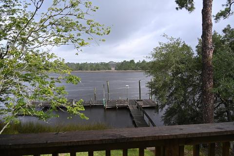 609 Riverview Dr, Carrabelle, FL 32322 photo 12