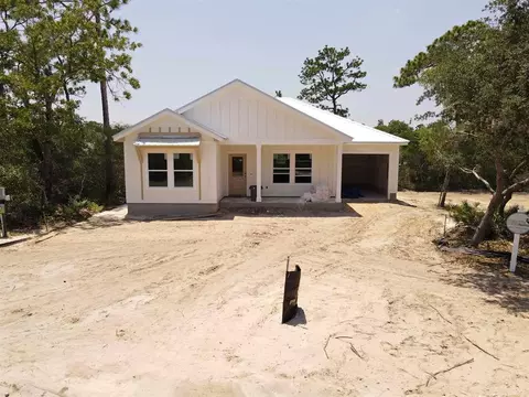 121 Anhinga Ct, Carrabelle, FL 32322