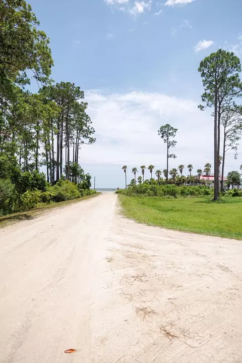 1999 Lighthouse Rd, Carrabelle, FL 32322 photo 7