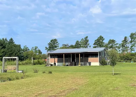 198 Field Rd, Wewahitchka, FL 32465