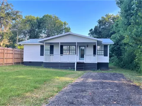460 W River Rd, Wewahitchka, FL 32465