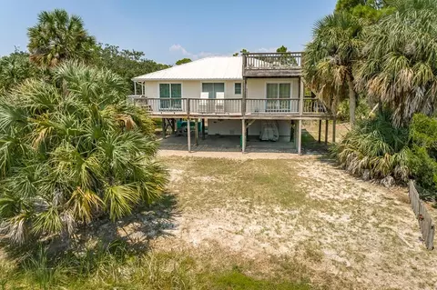 449 W Pine Ave, Saint George Island, FL 32328