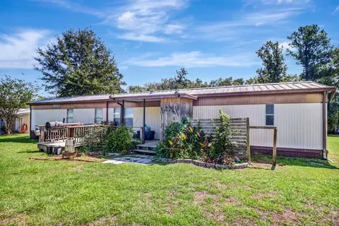 232 W Arm Dr, Wewahitchka, FL 32465