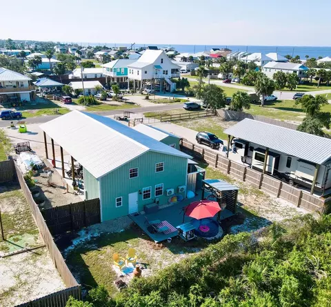 221 Coronado St, Port St. Joe, FL 32456