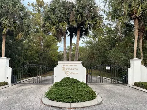 151 Water Oaks Way, Apalachicola, FL 32320