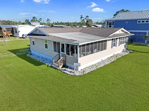 6266 Americus St, Port St. Joe, FL 32456