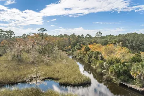 122 Smith Rd, Apalachicola, FL 32320