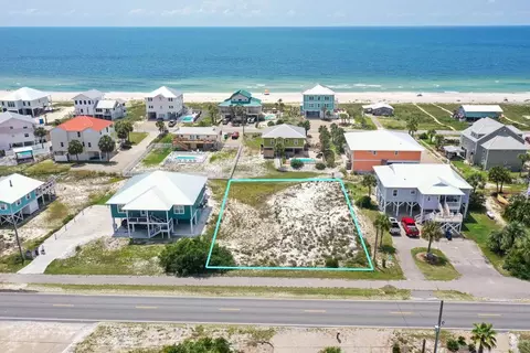1048 E Gulf Beach Dr, Saint George Island, FL 32328