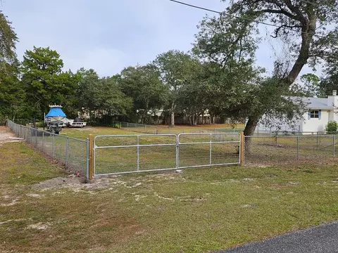 127 Delaware St, Carrabelle, FL 32322 photo 1