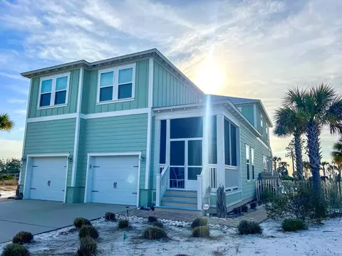 401 Front St, Port St. Joe, FL 32456