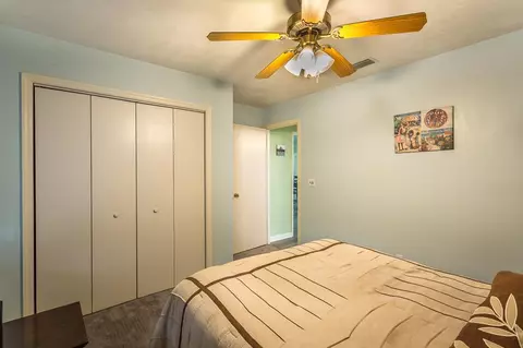 Bedroom - 556 River Rd, Carrabelle, FL 32322 photo 2 of 6