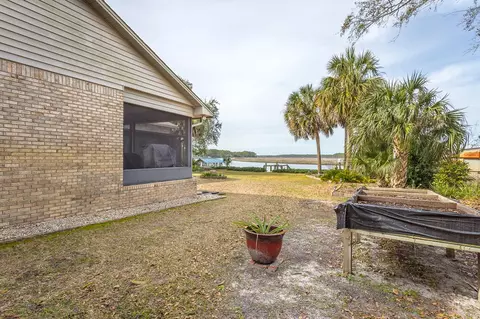 Exterior - 556 River Rd, Carrabelle, FL 32322 photo 7 of 23