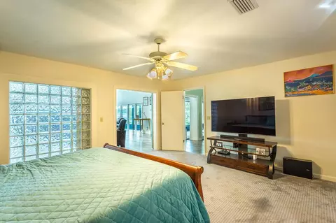 Bedroom - 556 River Rd, Carrabelle, FL 32322 photo 6 of 6