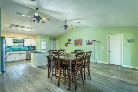 Dining - 556 River Rd, Carrabelle, FL 32322 photo 2 of 3