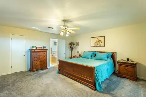 Bedroom - 556 River Rd, Carrabelle, FL 32322 photo 5 of 6