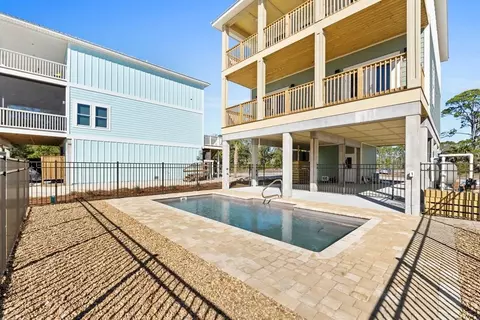 140 Red Hawk Ln, Port St. Joe, FL 32456