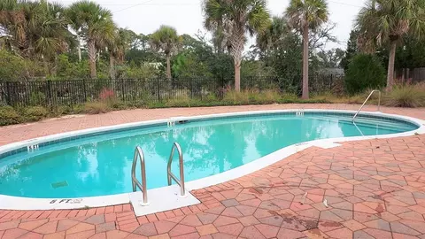 838 Mariners Ct, Carrabelle, FL 32322 photo 3