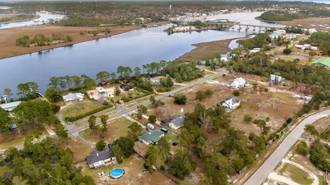 192 River Rd, Carrabelle, FL 32322 photo 1