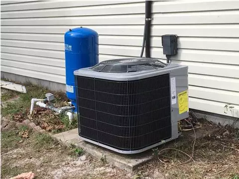 Exterior - 192 River Rd, Carrabelle, FL 32322 photo 8 of 15