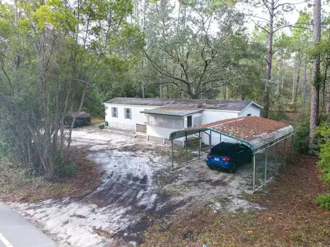 2000 Bluff Rd, Apalachicola, FL 32320
