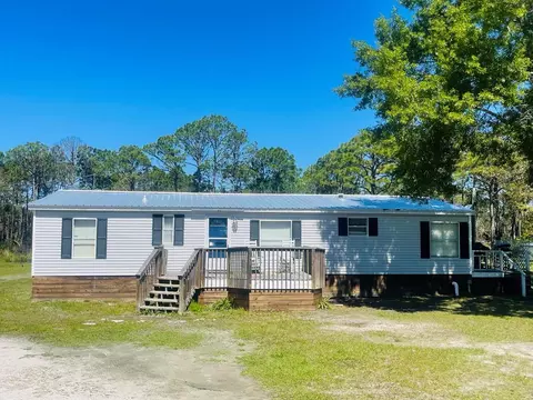 64 Brian St, Eastpoint, FL 32328 photo 2
