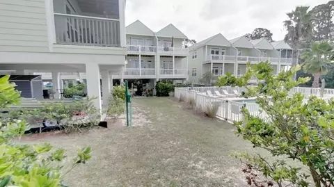 706 Howard St # A, Carrabelle, FL 32322 photo 3
