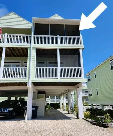 706 Howard St # A, Carrabelle, FL 32322