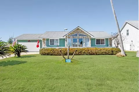 305 Hatley Dr, Mexico Beach, FL 32456