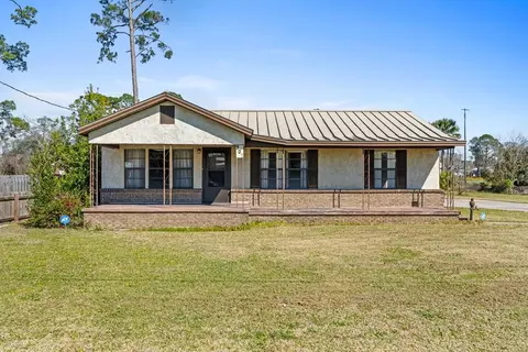 805 Woodward Ave, Port St. Joe, FL 32456