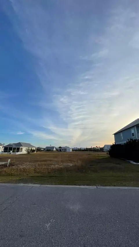154 Ocean Plantation Cir, Mexico Beach, FL 32456