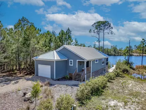 174 Lake Mckissack Ln, Carrabelle, FL 32322