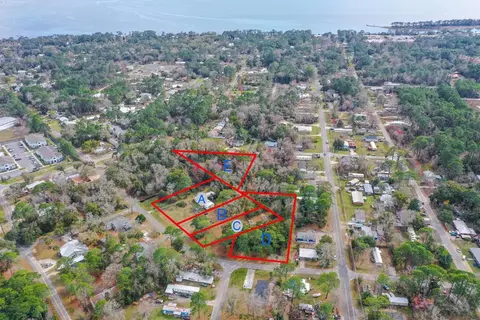 234 Timothy Simmons St, Apalachicola, FL 32320