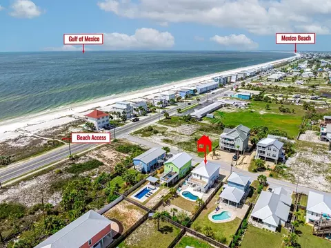 136 Court St, Port St. Joe, FL 32456