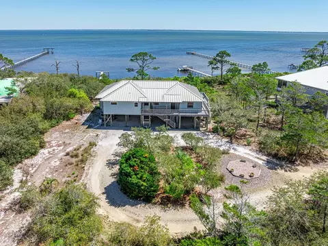 6062 Anchor Ln, Cape San Blas, FL 32456