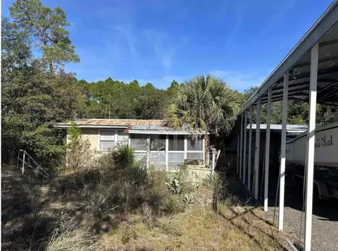 607 Pine St, Alligator Point, FL 32346