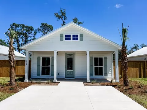 505 Woodward Ave, Port St. Joe, FL 32456