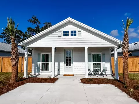 507 Woodward Ave, Port St. Joe, FL 32456