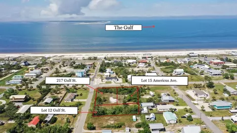 217 Gulf St, Port St. Joe, FL 32456