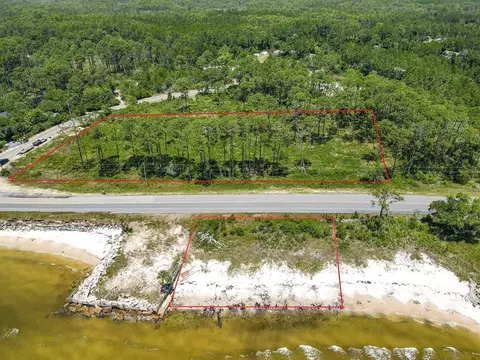 2266 Hwy 98 W, Carrabelle, FL 32322