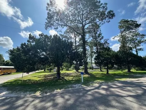 722 Jones Homestead Rd, Port St. Joe, FL 32456