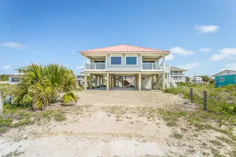 741 E Gorrie Dr, Saint George Island, FL 32328