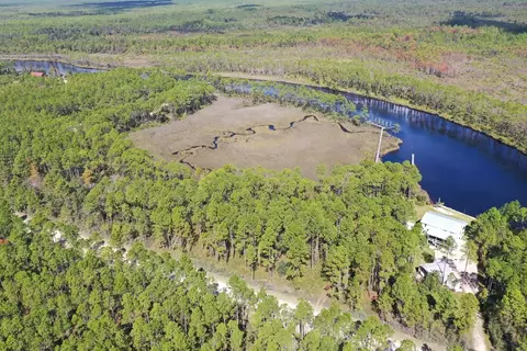 915 Mill Rd, Carrabelle, FL 32322 photo 12